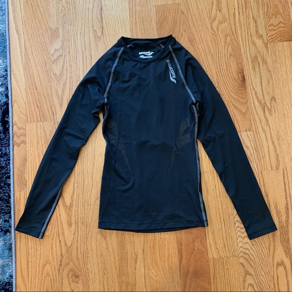 Saucony Black Fitted Long Sleeve Athletic Top - Size XS